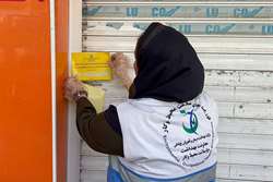 تشدید نظارت‌های بهداشتی؛ پلمپ ۱۱ واحد صنفی تهیه و توزیع مواد غذایی در غرب اهواز