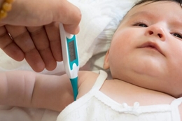 تب؛ نشانه‌ای خطرناک در کودکان